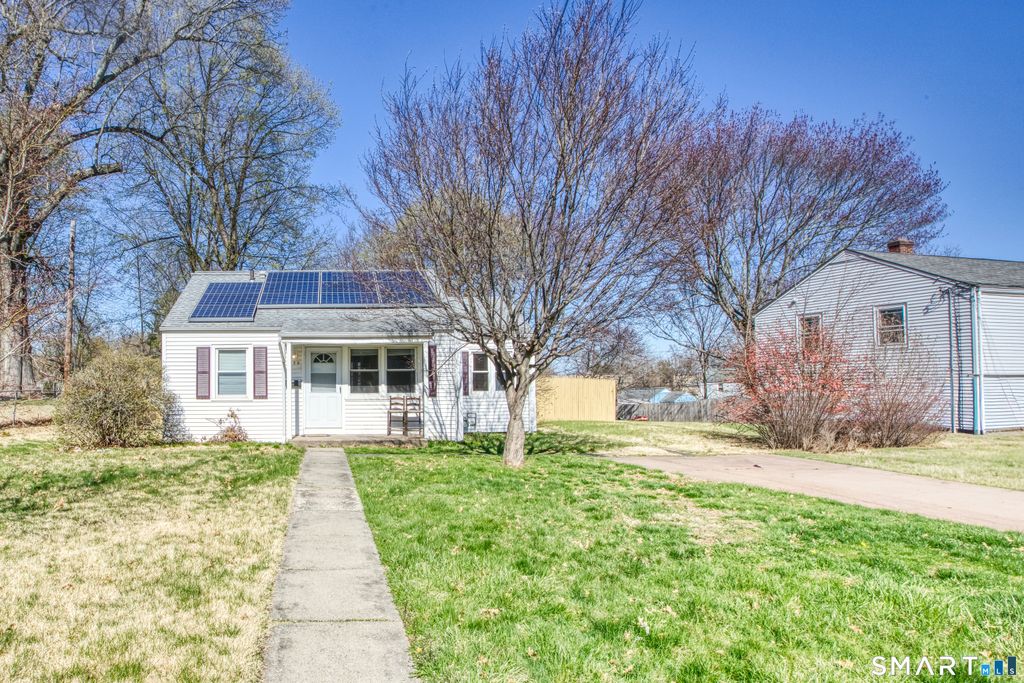 124 Mayflower Street, West Hartford, CT 06110