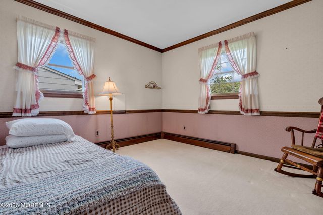 62 Garden Avenue, Brick, NJ 08724