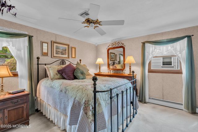 62 Garden Avenue, Brick, NJ 08724