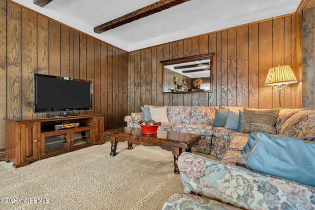 62 Garden Avenue, Brick, NJ 08724