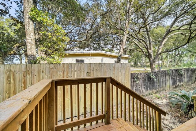 200 White Street 6, Niceville, FL 32578