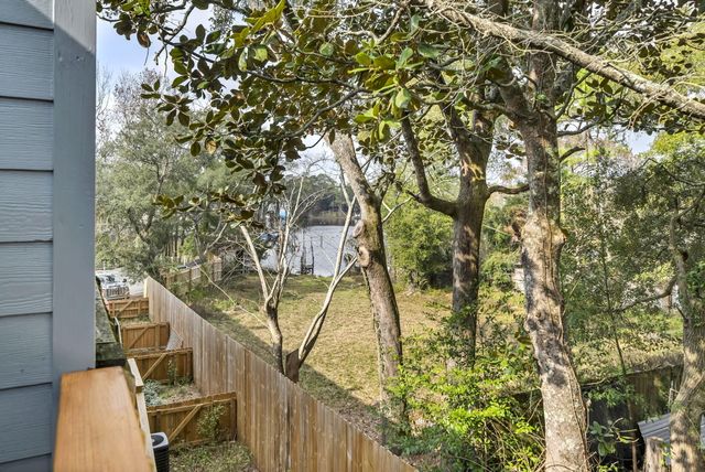 200 White Street 6, Niceville, FL 32578