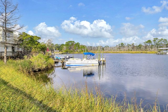 200 White Street 6, Niceville, FL 32578