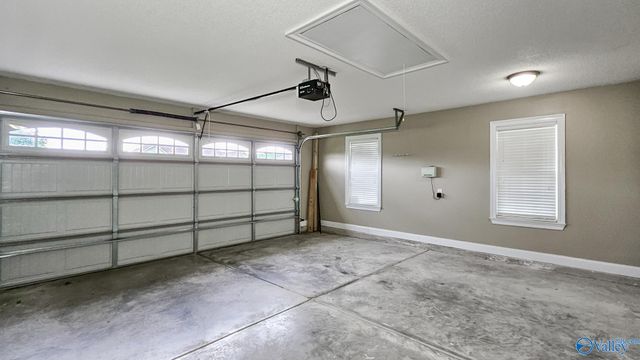 28212 Ferguson Lane, Toney, AL 35773