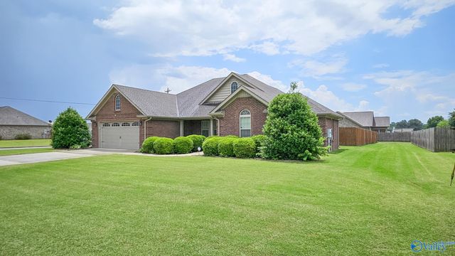 28212 Ferguson Lane, Toney, AL 35773