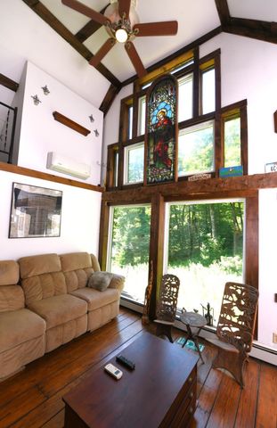 104 Johnny Cake Hill Lane, Readsboro, VT 05350