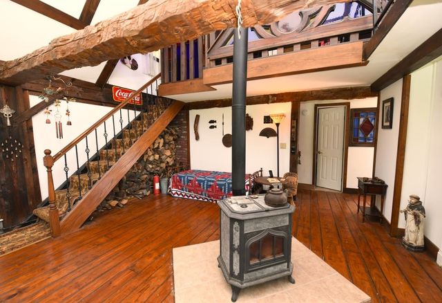 104 Johnny Cake Hill Lane, Readsboro, VT 05350
