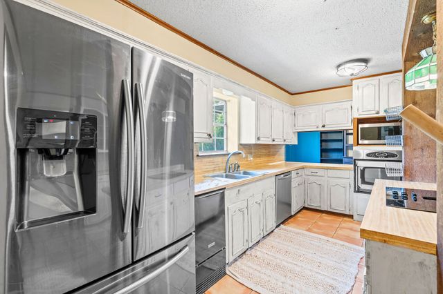 1006 Spring Street, Longview, TX 75604