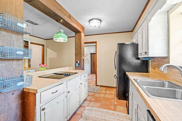 1006 Spring Street, Longview, TX 75604