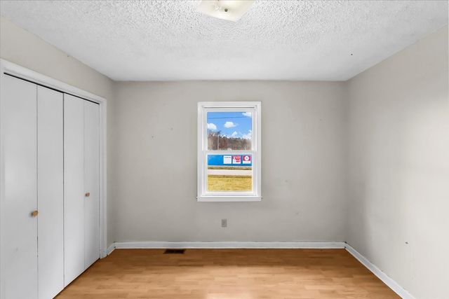 402 Yokley Dr, Franklin, KY 42134