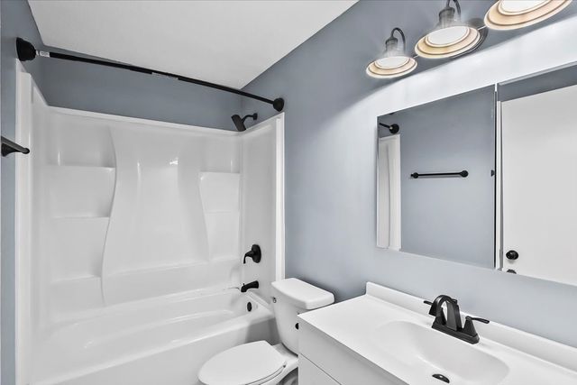 402 Yokley Dr, Franklin, KY 42134