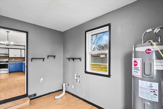 402 Yokley Dr, Franklin, KY 42134