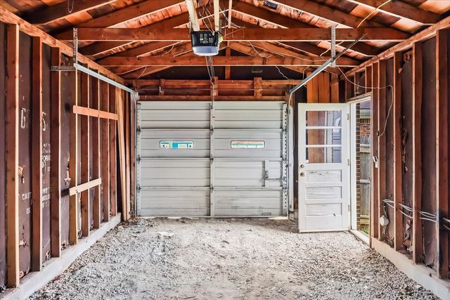 402 Yokley Dr, Franklin, KY 42134