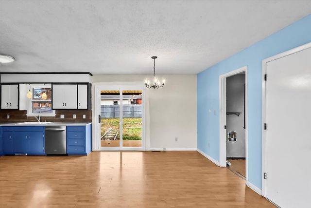 402 Yokley Dr, Franklin, KY 42134