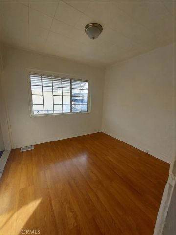 439 N Santa Fe Street, Hemet, CA 92543