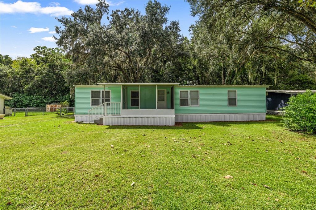 12380 SE 130 AVENUE, Ocklawaha, FL 32179