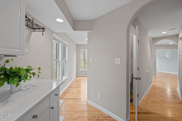 132 Creekview Circle, Carrboro, NC 27510