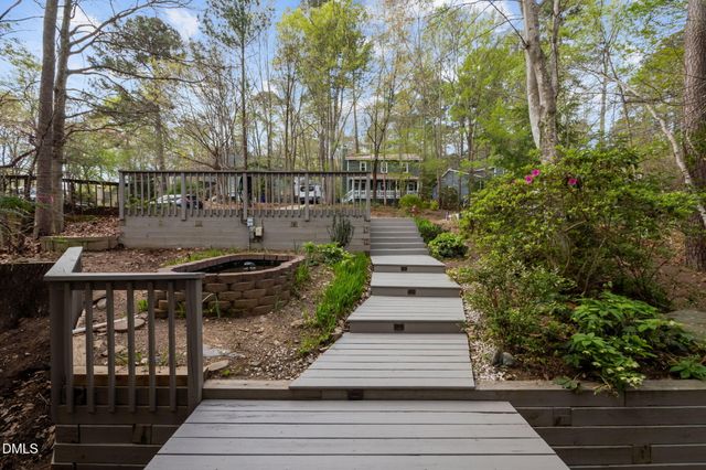 132 Creekview Circle, Carrboro, NC 27510