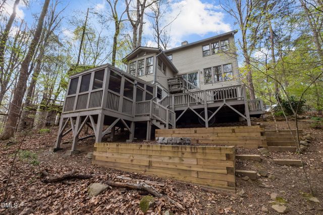 132 Creekview Circle, Carrboro, NC 27510