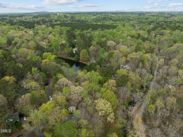 132 Creekview Circle, Carrboro, NC 27510