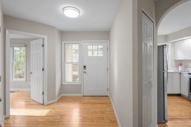 132 Creekview Circle, Carrboro, NC 27510