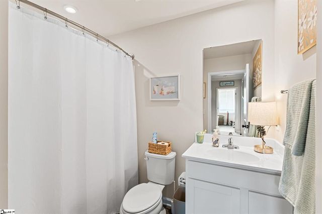 870 Cranbrook Drive, Woodruff, SC 29388