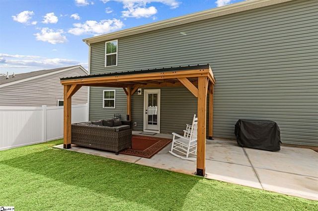 870 Cranbrook Drive, Woodruff, SC 29388