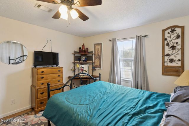 4250 1st Avenue, Bay Saint Louis, MS 39520