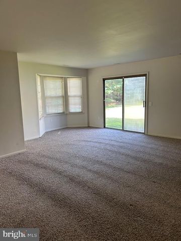 170 FREDERIC CT, West Deptford Twp, NJ 08086