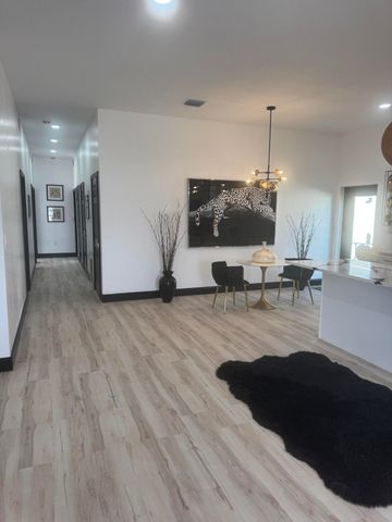 140 SW 6th Avenue, South Bay, FL 33493