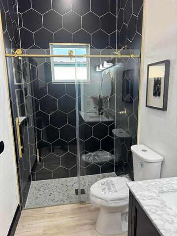 140 SW 6th Avenue, South Bay, FL 33493