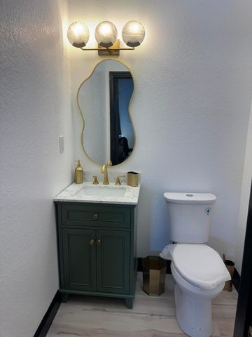 140 SW 6th Avenue, South Bay, FL 33493