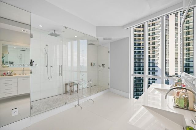15811 Collins Ave 2601, Sunny Isles Beach, FL 33160