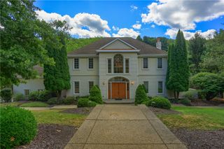 1561 Barrington Drive, Franklin Park, PA 15090