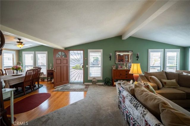 3945 Bradford 18, La Verne, CA 91750