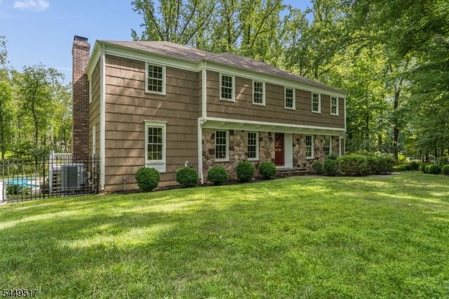 10 Campbells Brook Rd, Readington Twp., NJ 08889