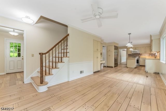 10 Campbells Brook Rd, Readington Twp., NJ 08889