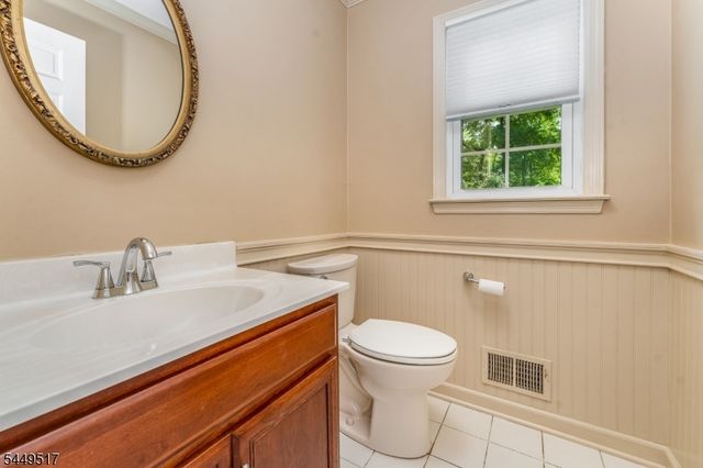 10 Campbells Brook Rd, Readington Twp., NJ 08889