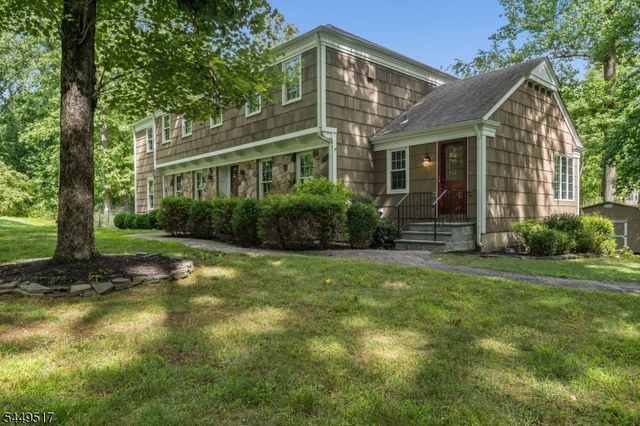 10 Campbells Brook Rd, Readington Twp., NJ 08889