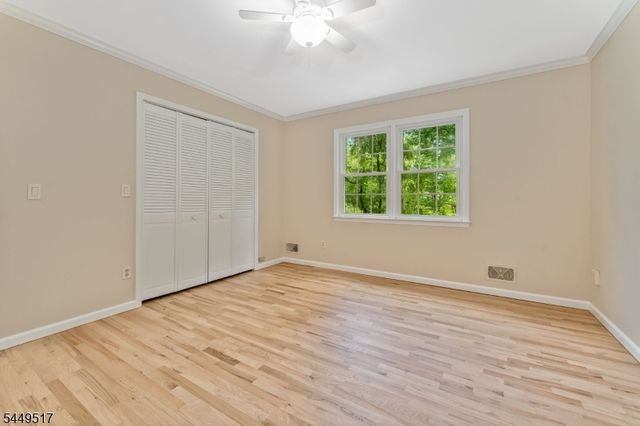 10 Campbells Brook Rd, Readington Twp., NJ 08889