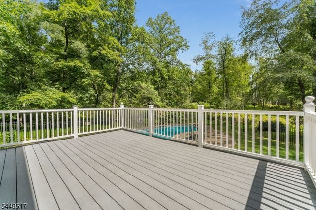 10 Campbells Brook Rd, Readington Twp., NJ 08889