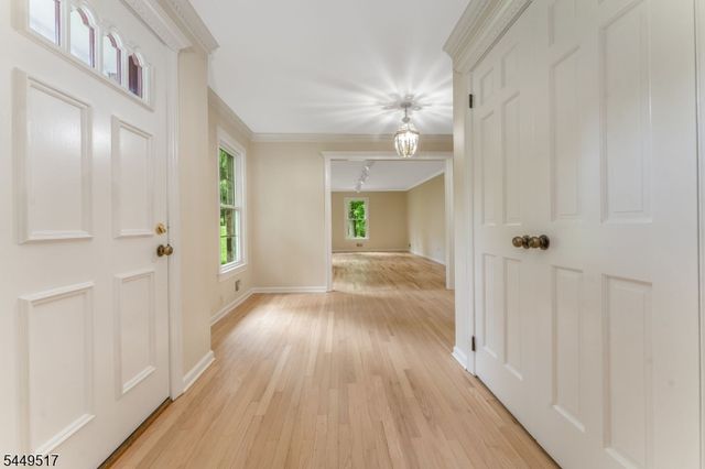 10 Campbells Brook Rd, Readington Twp., NJ 08889