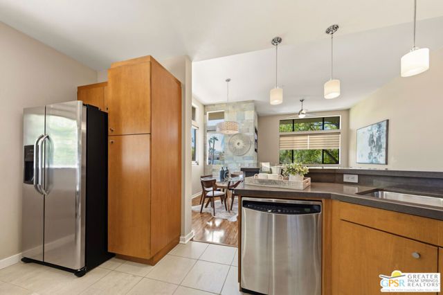 870 E Palm Canyon Drive 202, Palm Springs, CA 92264
