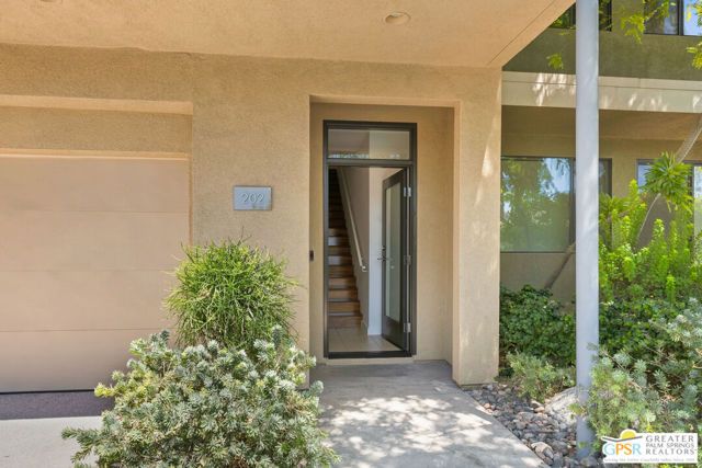 870 E Palm Canyon Drive 202, Palm Springs, CA 92264