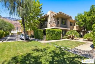 870 E Palm Canyon Drive 202, Palm Springs, CA 92264