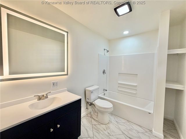 82 Williamton Grove Drive, Elkview, WV 25071