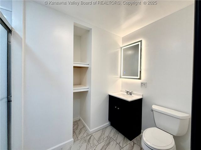 82 Williamton Grove Drive, Elkview, WV 25071