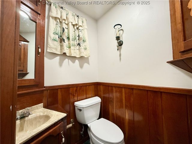 82 Williamton Grove Drive, Elkview, WV 25071