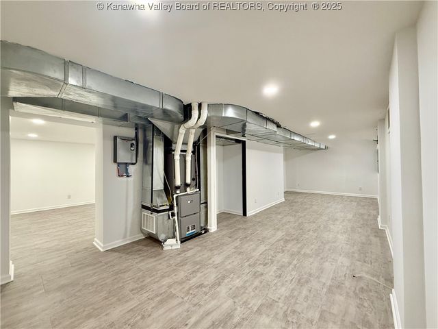 82 Williamton Grove Drive, Elkview, WV 25071