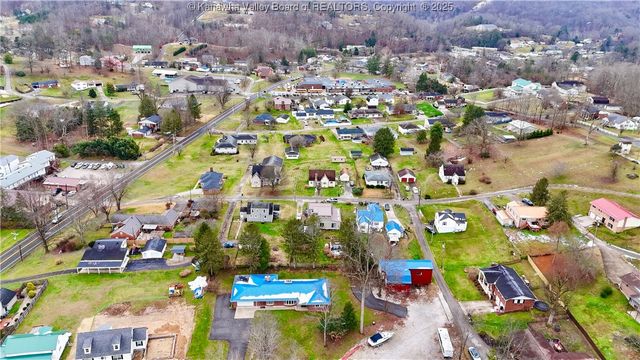 82 Williamton Grove Drive, Elkview, WV 25071